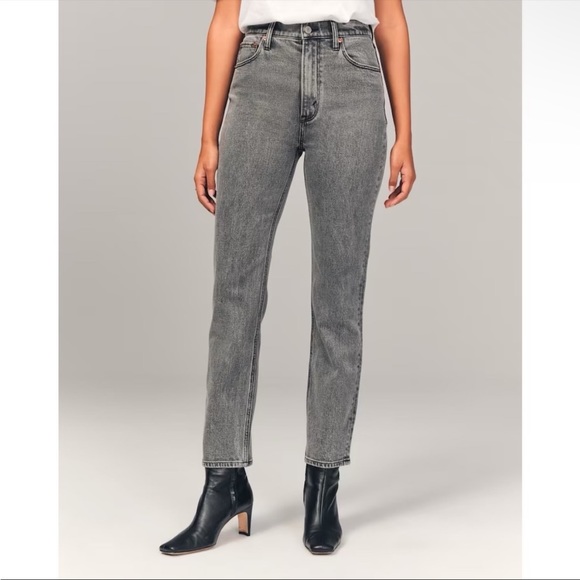 Abercrombie & Fitch The Ankle Straight Ultra High Rise Gray Curve Love Jeans - Picture 2 of 9